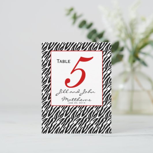 Moderne Zebra Stripe Wedding Tischnummer Card (Stehend Vorderseite)