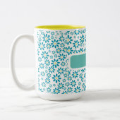 Moderne zeitgenössische Daisy-Blume Zweifarbige Tasse (Links)