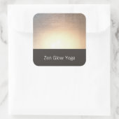 Moderne Zen Glow Yoga und Heilkunst Quadratischer Aufkleber (Tasche)