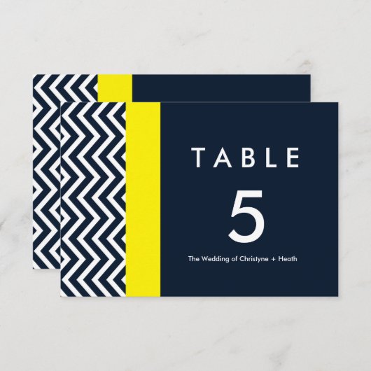 Moderne Zickzack Blue & Yellow Tischnummer Card (Vorne/Hinten)