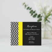 Moderne Zickzack Schwarz-Gelb-Hochzeitskarte Einladung (Stehend Vorderseite)