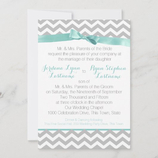Moderne Zigzag Aqua und Bow Einladung (Vorderseite)