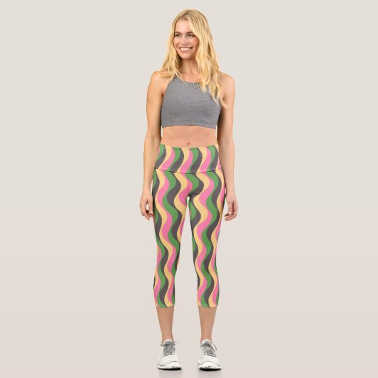 Moderne Zigzag farbenfrohe Capri Leggings (Vorderseite)