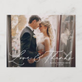 Moderne Zwei-Foto-Hochzeit Liebe & Danke Postkarte (Vorderseite)