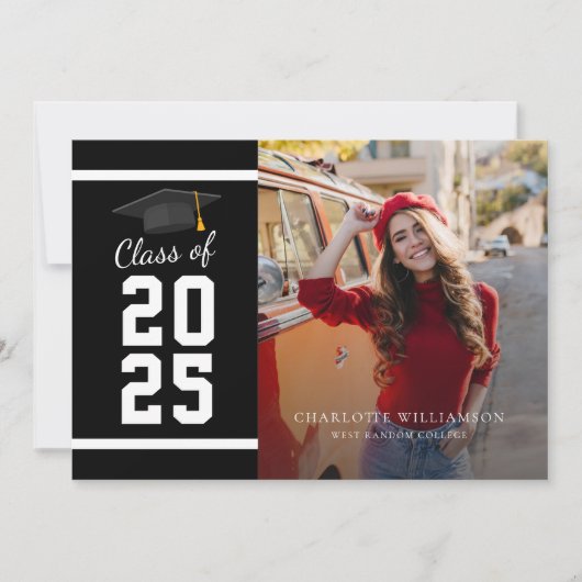 Moderner Abschluss 2025 Schwarz-weiß Grad Foto Ankündigung (Vorderseite)
