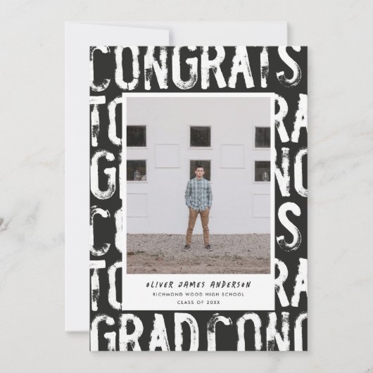 Moderner Abschluss aus schwarz-weiß grungeliertem Einladung (Vorderseite)