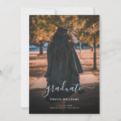 Moderner Abschluss in Schwarz und Weiß Einladung (Vorderseite)