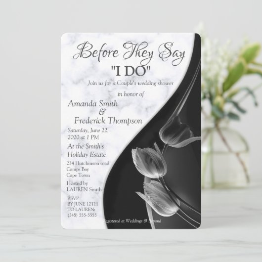 Moderner Abstrakter Polterabend aus weißem Marmor Einladung (Stehend Vorderseite)