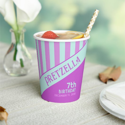 Moderner, Aquamarin rosa Streifen Papier Cup Pappbecher (In Situ)