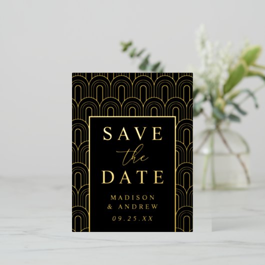Moderner Arch Deko Wedding Save the Date Folie Einladungspostkarte (Stehend vorne)