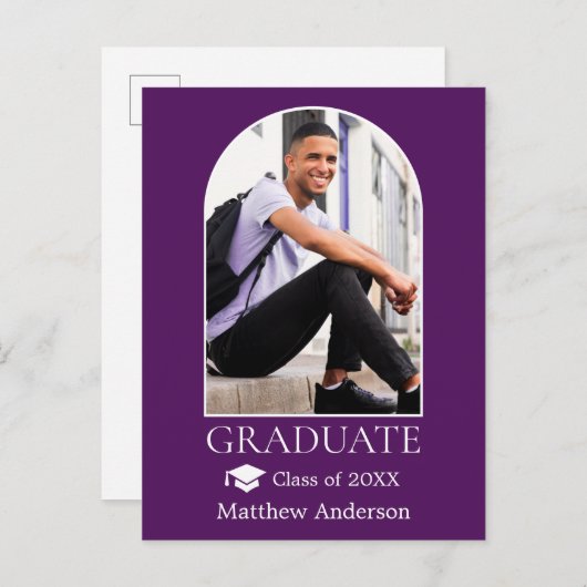 Moderner Arch Grad Cap Lila Abschluss Postkarte (Vorne/Hinten)