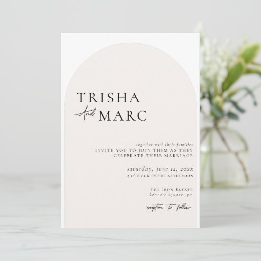 Moderner Arch QR Code in einer Hochzeit Einladung (Stehend Vorderseite)