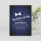 Moderner Bachelor Party Texturierte Bogen Einladung (Stehend Vorderseite)