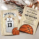 Moderner Basketball Bar Mitzvah Einladung<br><div class="desc">Lässige Mitzvah-Party Einladungen mit einem Basketballfeld,  einem weißen Trikot mit dem Namen,  der Nummer und dem Stern des Kinder. Auf der Rückseite ist die Bar mitzvah Feier Details mit einem Basketball unten.</div>