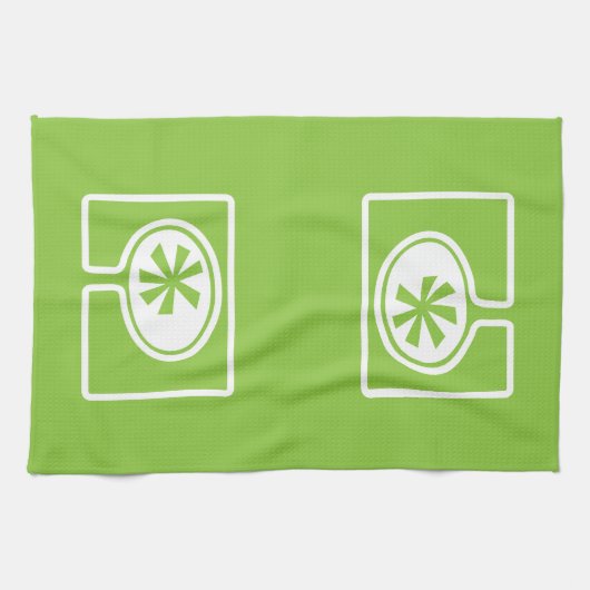 Moderner Baum aus dem Mittelalter auf Grün Geschirrtuch (Horizontal)