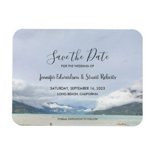Moderner Bergsommerstrand Save the Date Magnet