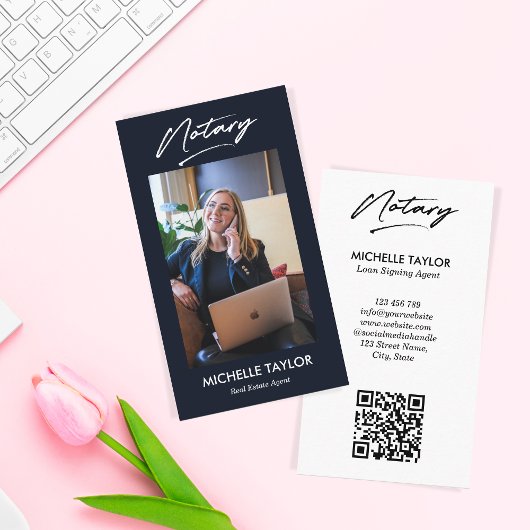 Moderner Beruflicher Notar-QR-Code für öffentliche Visitenkarte