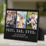 Moderner BEST VATER EVA 3 Fotos Personalisiert Fotoplatte<br><div class="desc">Moderner BEST VATER JE 3 Fotos Personalisiert Easel-Back Plaque. Erstellen Sie ein personalisiertes, benutzerdefiniertes Collage Foto auf dieser Sohle-Back-Plakette für einen Vater mit 3 Bildern, Ihrem benutzerdefinierten Titel und/oder Nachricht in Ihrer Auswahl von Schriftart-Stilen und Farben und Hintergrundfarbe. Das Beispiel wird mit dem Titel BEST gezeigt. VATER. Immer in weißem...</div>