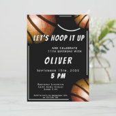 Moderner Black Basketball Ball Sports Kindergeburt Einladung (Stehend Vorderseite)