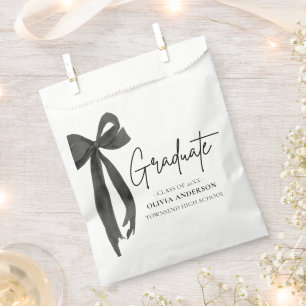 Moderner Black Bow Coquette Graduate Abschluss Geschenktütchen