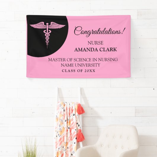 Moderner Black & Pink Caduceus Nurse Rn Abschluss Banner (Insitu)