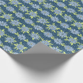 Moderner Blauer Frühling Geschenkpapier (Ecke)