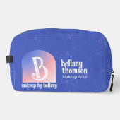Moderner, blauer Pink-Monogramm-Künstler Waschbeutel (Vorderseite)
