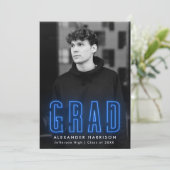 Moderner Blue Neon Vertikaler Foto Abschluss Ankündigung (Stehend Vorderseite)