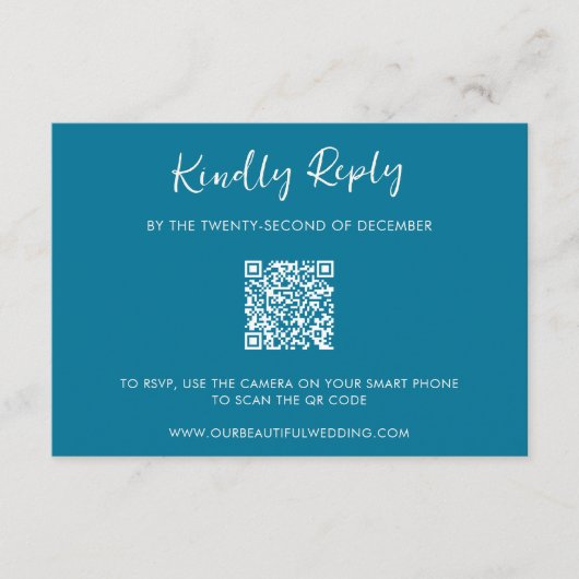 Moderner Blue QR Code Einfache Hochzeit RSVP Karte (Vorderseite)