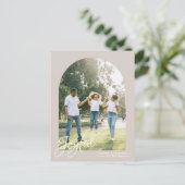 Moderner Blush Arch Joyful Frohe Weihnachten (Stehend Vorderseite)