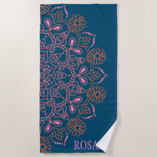 Moderner Boho-Mandala-Medaillon in Türkis personal Strandtuch