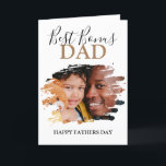 Moderner Bonus-Vater | Foto Vathers Day Holiday Ca Feiertagskarte<br><div class="desc">Überraschen Sie Ihren Stiefvater, Bonus Papa, wie ein Vater für mich, diesen Tag der Väter! Dieses moderne Design verleiht dem Foto einen kratzigen Effekt, mit dem bearbeitbaren Text 'BEST BONUS VATER, HAPPY VATHERS DAY'. Kann für Geburtstage und Feiertage geändert werden, die Schriftart Stile, Farben und Größen können durch Klicken auf...</div>