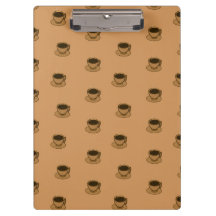 Moderner brauner, gemütlicher Kaffee-Cup im Mittel