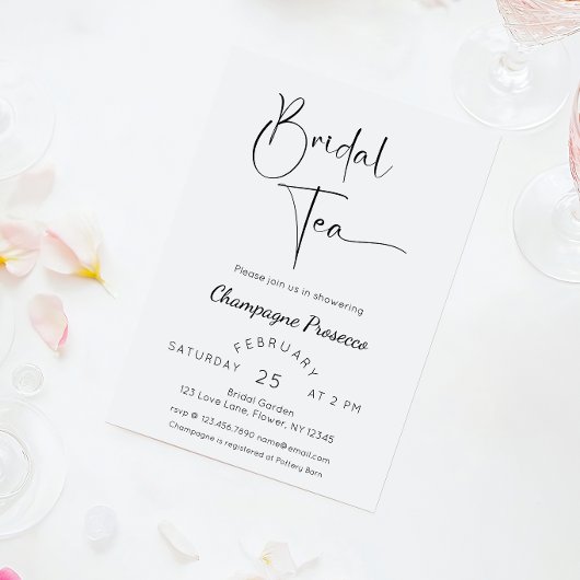 Moderner Brautparty Tee Einladung
