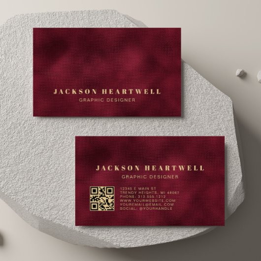 Moderner Burgundy Foil Texture QR Code Visitenkarte