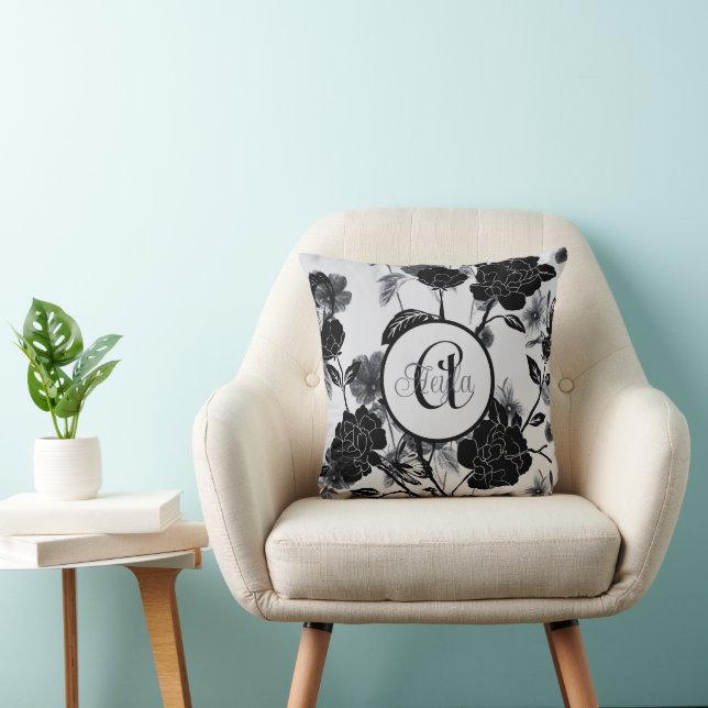 Moderner Butterfly-Blumennoir mit Monogramm Kissen (Stuhl )