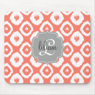 Moderner Chic korallenrote Ikat Diamanten Mousepad