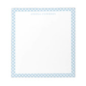 Moderner Chic Pastel Dusty Blue Gingham Karierter  Notizblock (Vorderseite)