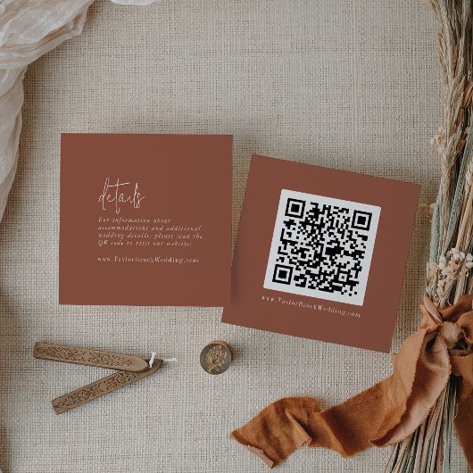 Moderner Chic Terracotta Rost QR Code Details Begleitkarte