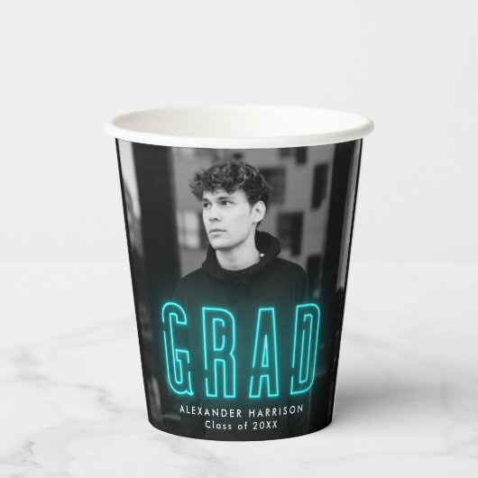 Moderner Cyan Neon Abschluss Pappbecher (Rückseite)