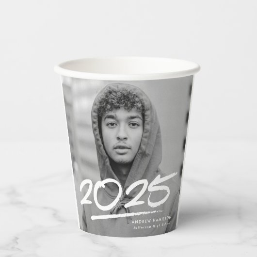 Moderner Dashed 2025 Foto Abschluss Pappbecher (Vorderseite)