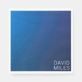 Moderner dunkelblauer Farbverlauf und minimaler be Serviette (Vorderseite)