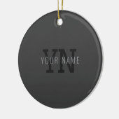 Moderner dunkelgrauer Mit Monogramm Name (oder and Keramik Ornament (Links)