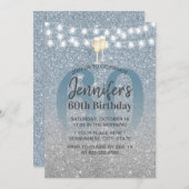 Moderner Dusty Blue & Silver Glitzer 60. Geburtsta Einladung (Vorne/Hinten)