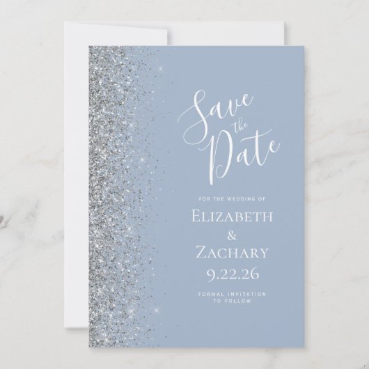 Moderner Dusty Blue Silver Glitzer Save the Date Ankündigung (Vorderseite)