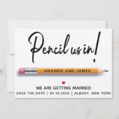 Moderner einfacher Bleistift in Pappe Save The Date (Vorderseite)