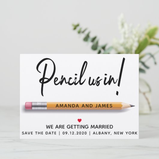 Moderner einfacher Bleistift in Pappe Save The Date (Stehend Vorderseite)