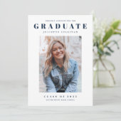 Moderner, einfacher, sauberer Foto Abschluss Einladung (Stehend Vorderseite)