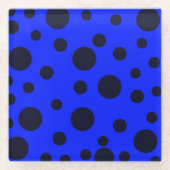 Moderner einfacher schwarzer Polka-Punkt auf blaue Glasuntersetzer (Vorderseite)