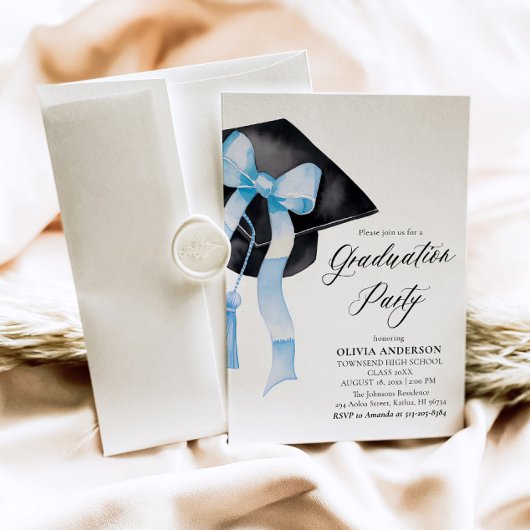 Moderner Eleganter Blue Bow Graduation Cap Abschlu Einladung